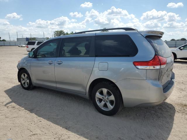 Photo 2 from auction – 2014 TOYOTA SIENNA LE with VIN 5TDKK3DC9ES431739