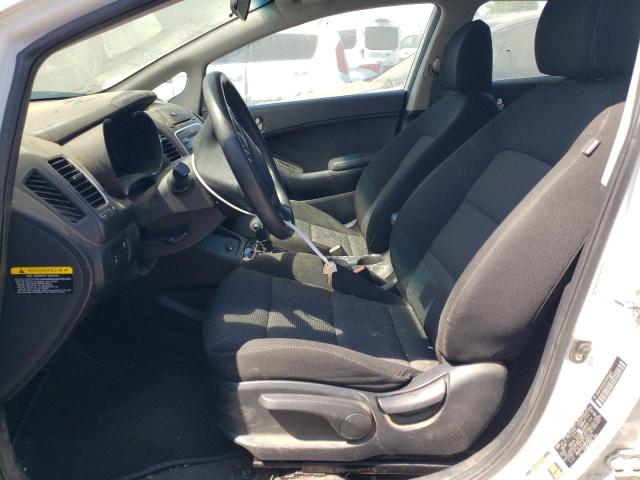 Photo 7 from auction – 2017 KIA FORTE LX with VIN KNAFK5A84H5681149