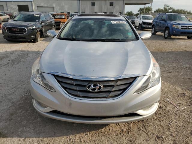 Photo 5 from auction – 2013 HYUNDAI SONATA SE with VIN 5NPEC4AC0DH712921
