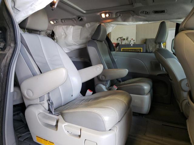 Photo 11 from auction – 2011 TOYOTA SIENNA XLE with VIN 5TDYK3DC4BS017905