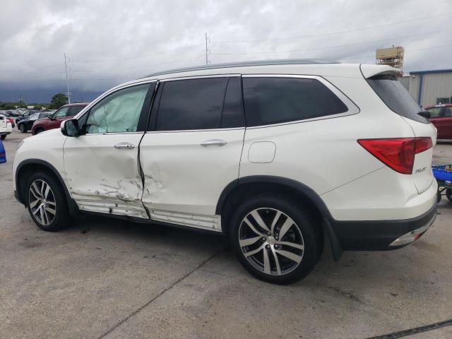 Photo 2 from auction – 2017 HONDA PILOT TOUR with VIN 5FNYF5H9XHB027205