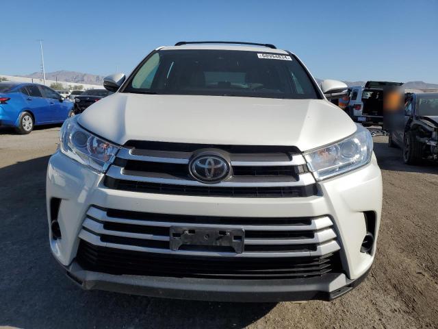 Photo 5 from auction – 2018 TOYOTA HIGHLANDER with VIN 5TDBZRFHXJS876363