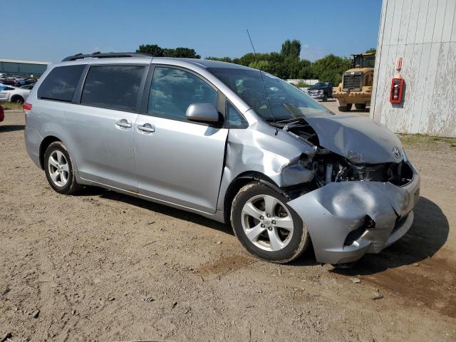 Photo 4 from auction – 2012 TOYOTA SIENNA LE with VIN 5TDKK3DC9CS277692