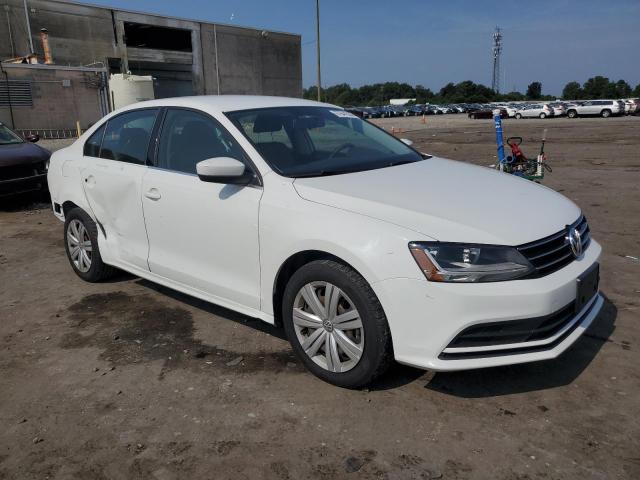 Photo 4 from auction – 2017 VOLKSWAGEN JETTA S with VIN 3VW2B7AJ7HM393083