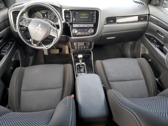Photo 8 from auction – 2018 MITSUBISHI OUTLANDER with VIN JA4AZ3A33JZ049415