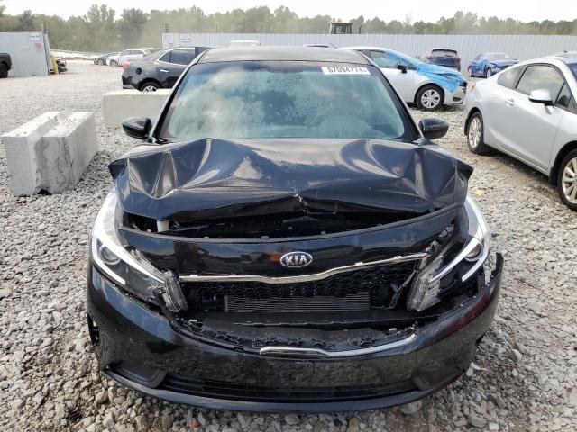 Photo 5 from auction – 2017 KIA FORTE LX with VIN 3KPFK4A74HE082857