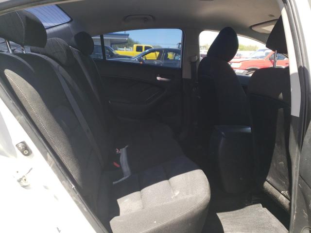 Photo 10 from auction – 2017 KIA FORTE LX with VIN 3KPFK4A7XHE133326