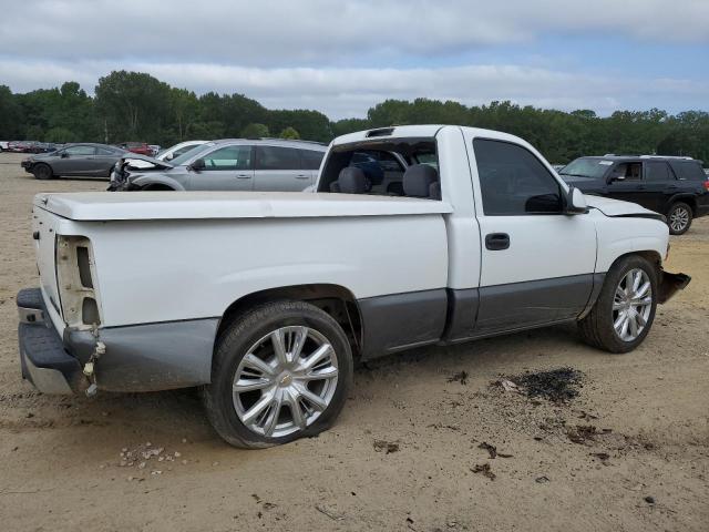 Photo 3 from auction – 2000 CHEVROLET SILVERADO with VIN 1GCEC14T1YZ140962