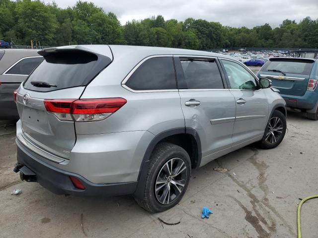Photo 3 from auction – 2018 TOYOTA HIGHLANDER with VIN 5TDBZRFH7JS882041