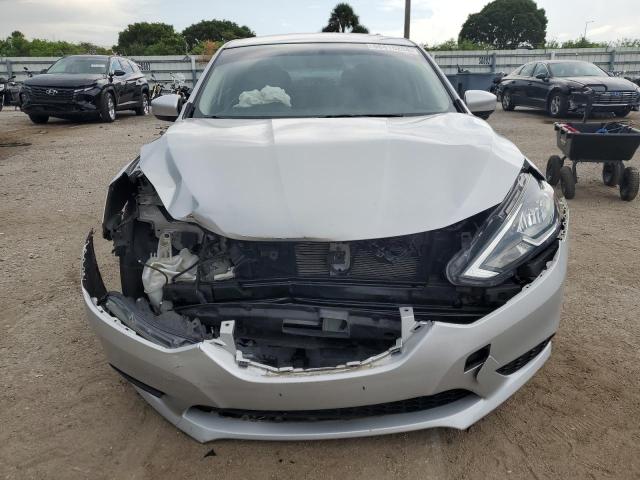 Photo 5 from auction – 2017 NISSAN SENTRA S with VIN 3N1AB7AP2HY390249