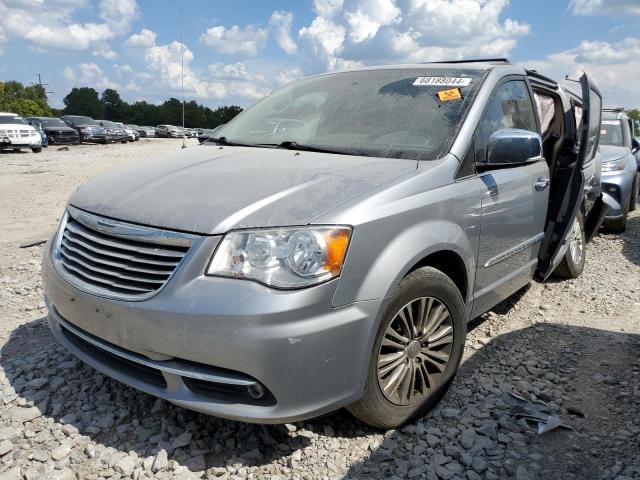 Photo 1 from auction – 2015 CHRYSLER TOWN & COU with VIN 2C4RC1CG7FR609534