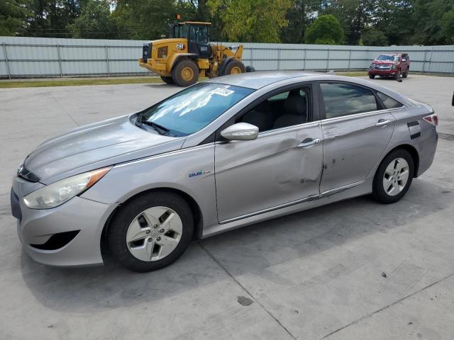 HYUNDAI SONATA HYB 2011 with VIN KMHEC4A49BA006247 - Photo from auction