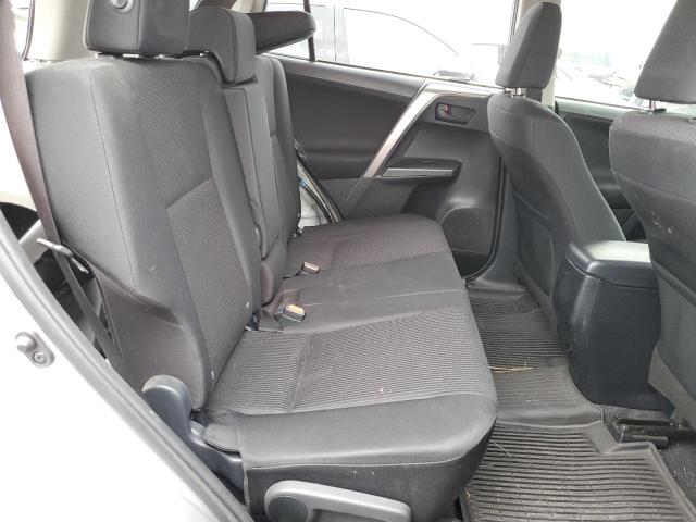 Photo 10 from auction – 2018 TOYOTA RAV4 LE with VIN JTMBFREV9JJ197875