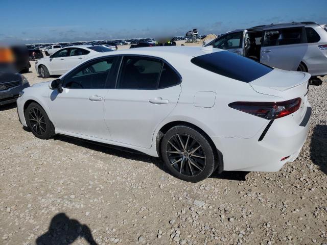 Photo 2 from auction – 2022 TOYOTA CAMRY SE with VIN 4T1G11AK2NU670100