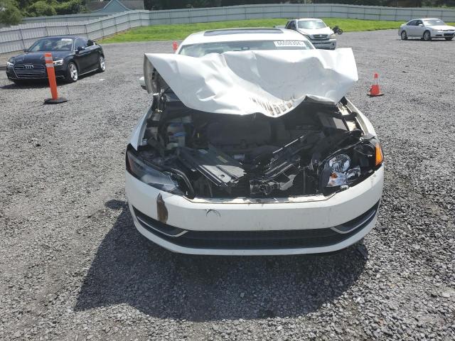 Photo 5 from auction – 2014 VOLKSWAGEN PASSAT SE with VIN 1VWBS7A35EC085151