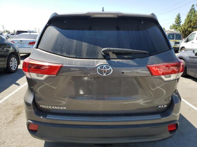 Photo 6 from auction – 2017 TOYOTA HIGHLANDER with VIN 5TDZZRFH6HS189938