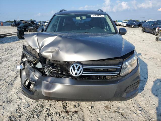 Photo 5 from auction – 2015 VOLKSWAGEN TIGUAN S with VIN WVGAV7AX5FW613131