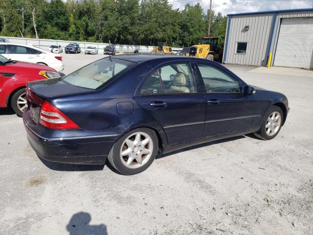 Photo 3 from auction – 2000 MERCEDES-BENZ 240-CLASS with VIN WDBRF61J71F110413