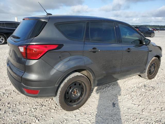 Photo 3 from auction – 2019 FORD ESCAPE S with VIN 1FMCU0F77KUA55333