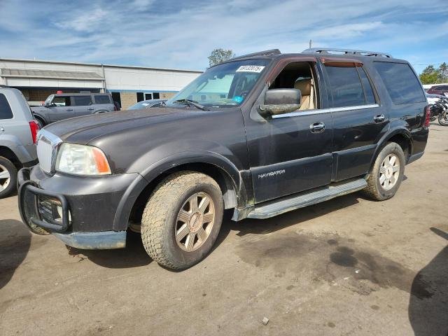 LINCOLN NAVIGATOR 2005 with VIN 5LMFU28555LJ14973 - Photo from auction