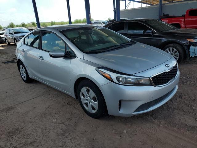 Photo 4 from auction – 2017 KIA FORTE LX with VIN 3KPFK4A73HE143387