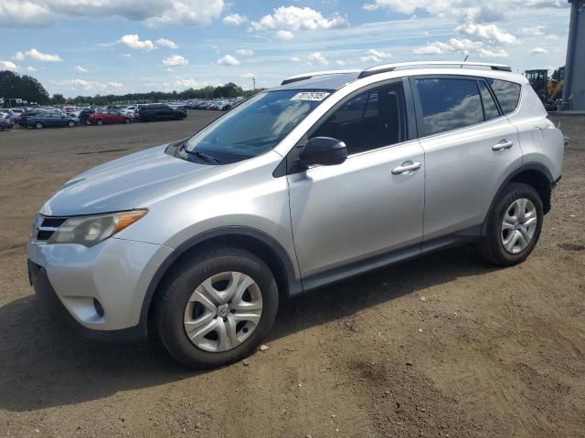 TOYOTA RAV4 LE 2015 with VIN JTMBFREV3FJ042309 - Photo from auction