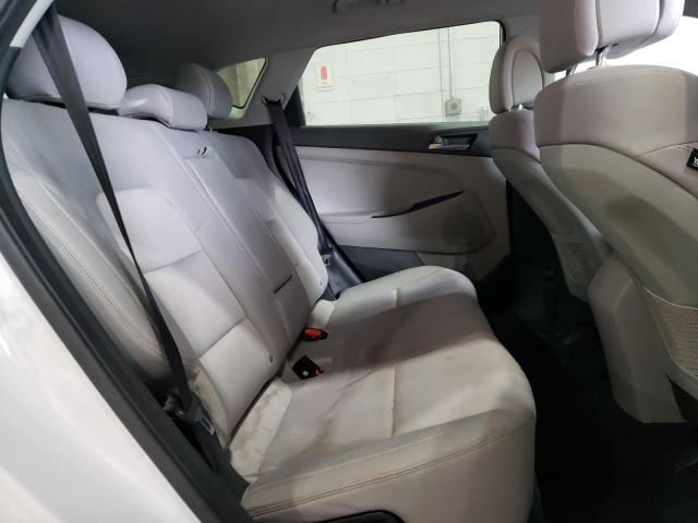 Photo 11 from auction – 2018 HYUNDAI TUCSON SEL with VIN KM8J3CA40JU702971