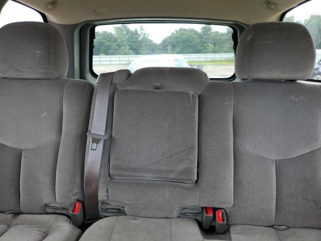Photo 10 from auction – 2004 GMC YUKON with VIN 1GKEC13V34R318162