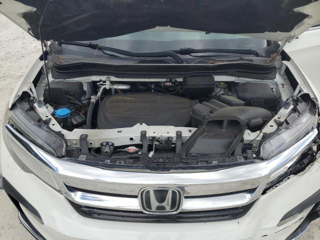Photo 12 from auction – 2019 HONDA PILOT TOURING with VIN 5FNYF5H91KB004435