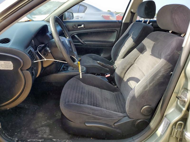 Photo 7 from auction – 2003 VOLKSWAGEN PASSAT GL with VIN WVWMD63B33P107173