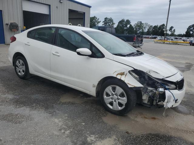 Photo 4 from auction – 2017 KIA FORTE LX with VIN 3KPFK4A73HE107621