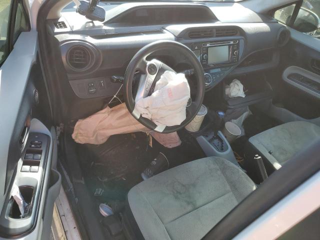 Photo 8 from auction – 2014 TOYOTA PRIUS C with VIN JTDKDTB35E1071797