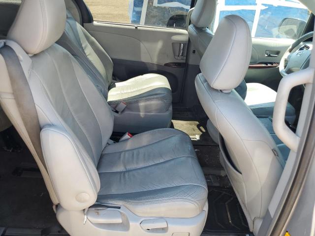Photo 11 from auction – 2014 TOYOTA SIENNA XLE with VIN 5TDDK3DC7ES075218