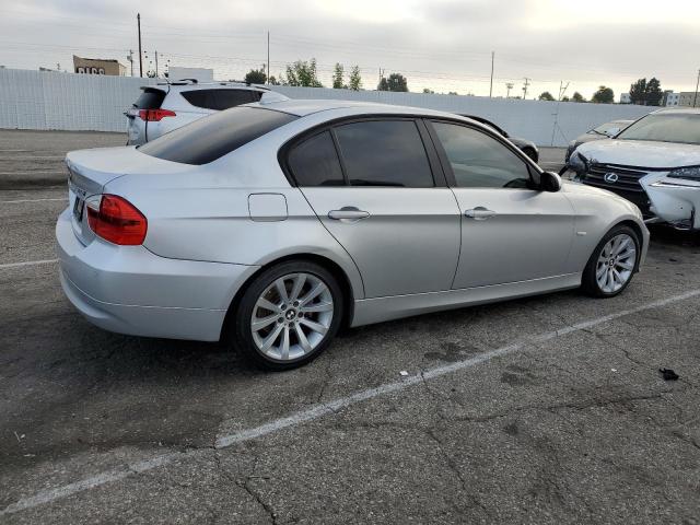 Photo 3 from auction – 2006 BMW 325 I AUTOMATIC with VIN WBAVB17576NK32174