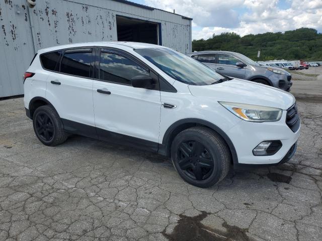 Photo 4 from auction – 2017 FORD ESCAPE S with VIN 1FMCU0F71HUD44393