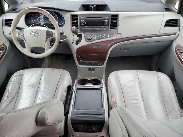 Photo 8 from auction – 2011 TOYOTA SIENNA XLE with VIN 5TDYK3DC0BS102868