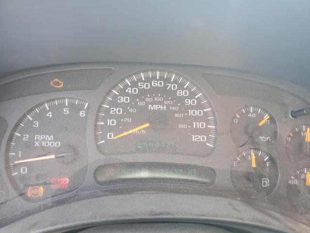 Photo 9 from auction – 2003 CHEVROLET SILVERADO with VIN 2GCEK19V831378404