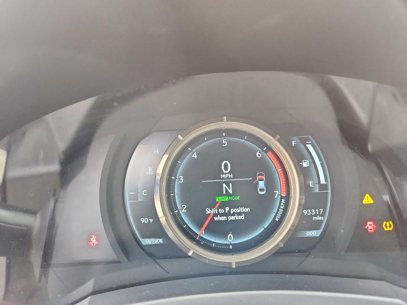 Photo 9 from auction – 2016 LEXUS IS 200T with VIN JTHBA1D26G5009546