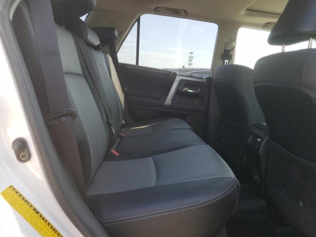 Photo 11 from auction – 2020 TOYOTA 4RUNNER SR with VIN JTEBU5JR0L5764277