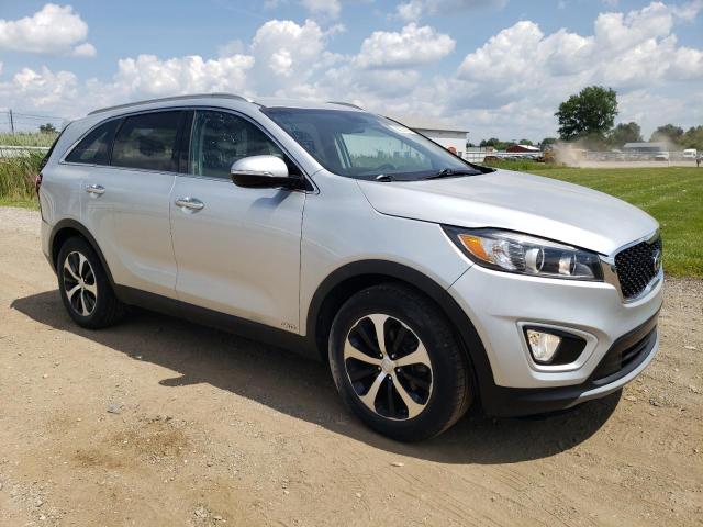 Photo 4 from auction – 2016 KIA SORENTO EX with VIN 5XYPHDA16GG018948