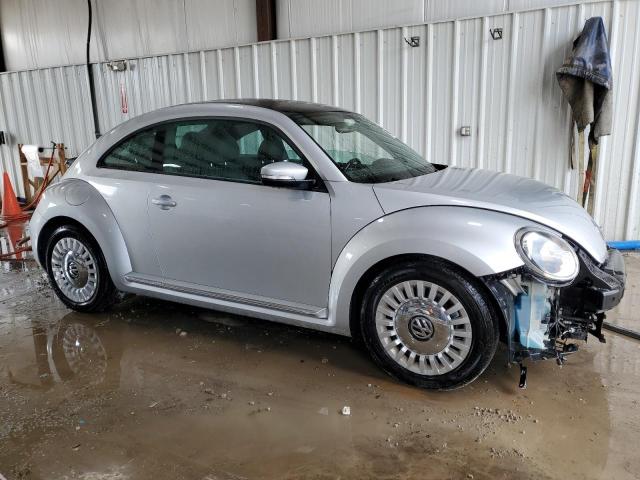 Photo 4 from auction – 2013 VOLKSWAGEN BEETLE with VIN 3VWJP7AT4DM657577