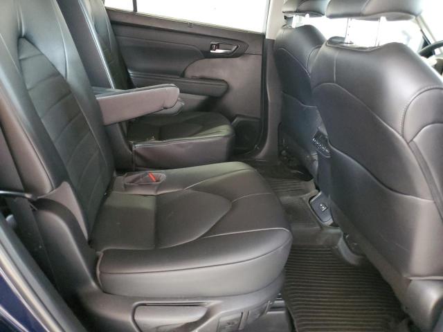 Photo 11 from auction – 2022 TOYOTA HIGHLANDER with VIN 5TDGZRBH9NS222326
