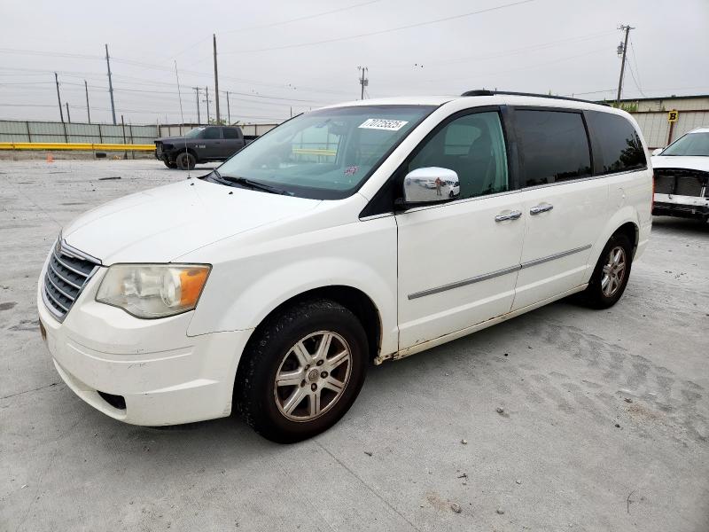 Photo 1 from auction – 2010 CHRYSLER TOWN & COU with VIN 2A4RR5D17AR393901