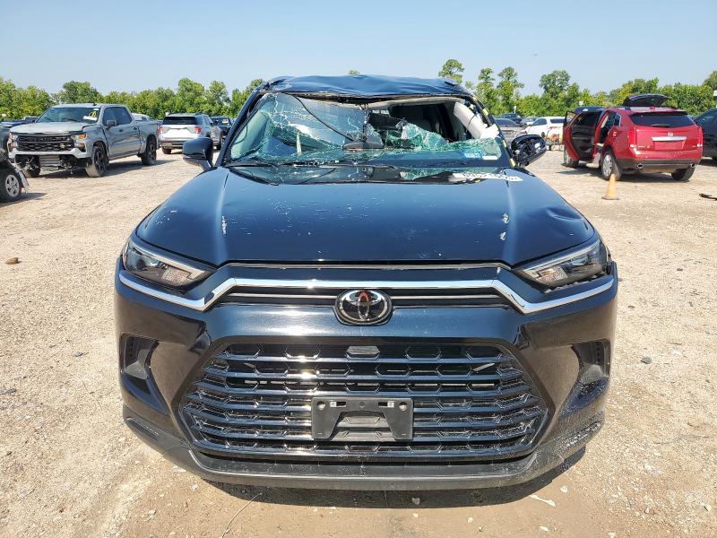 Photo 5 from auction – 2024 TOYOTA GRAND HIGH with VIN 5TDAAAA50RS019448