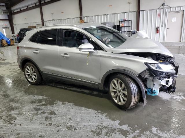 Photo 4 from auction – 2019 LINCOLN MKC SELECT with VIN 5LMCJ2C98KUL32319