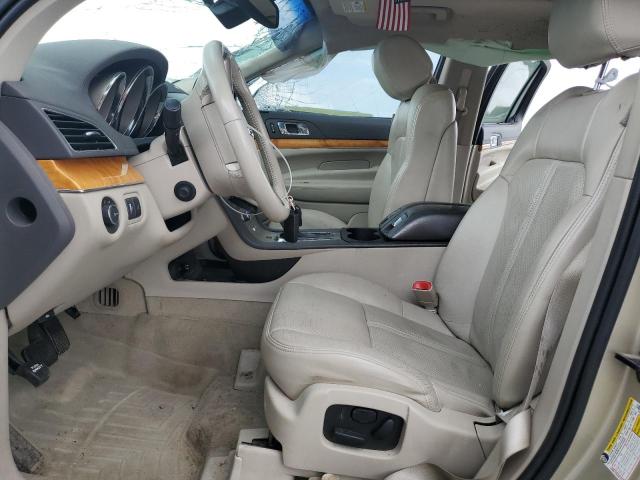 Photo 7 from auction – 2011 LINCOLN MKT with VIN 2LMHJ5AT9BBJ54200