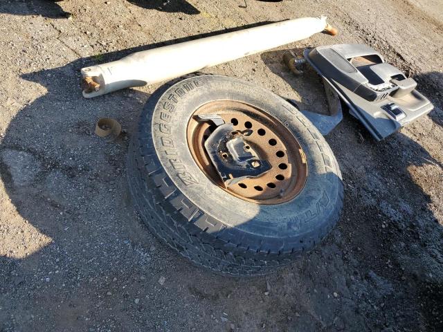 Photo 12 from auction – 2018 CHEVROLET SILVERADO with VIN 1GCUKREC5JF248083