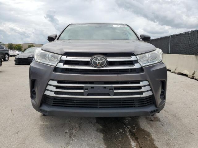 Photo 5 from auction – 2019 TOYOTA HIGHLANDER with VIN 5TDBZRFH4KS931262