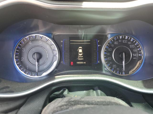 Photo 9 from auction – 2016 CHRYSLER 200 LIMITED with VIN 1C3CCCAB9GN113565