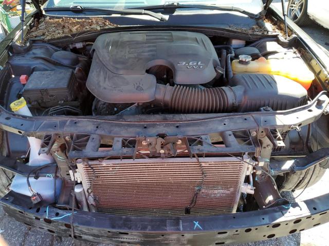 Photo 11 from auction – 2015 CHRYSLER 300C with VIN 2C3CCAEG3FH849001